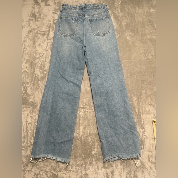 BP Wide Leg High Waist Jeans Women’s 26 Light Wash Distressed Raw Hem - Picture 2 of 11